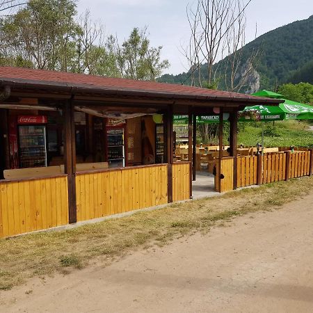 Еко Бунгала Trun Exterior photo